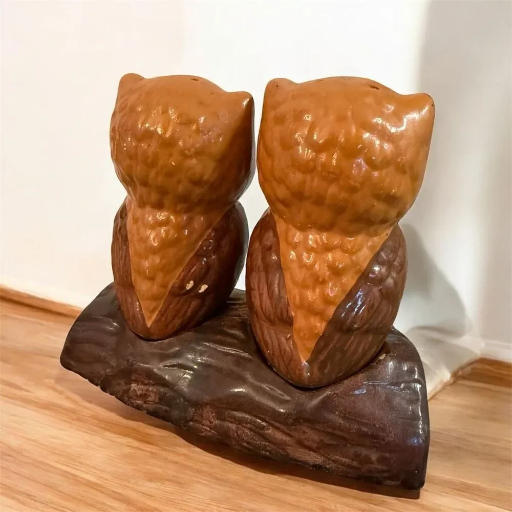 Vintage Novelty Salt Pepper Shaker Set Owl Log Holder Ceramic